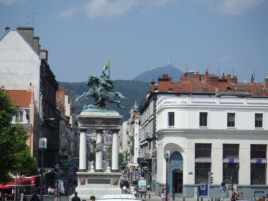 Clermont-Fd - Place de Jaude